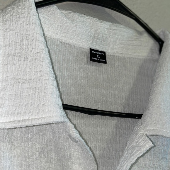 Men’s Casual Button Down Shirt - Picture 3 of 5